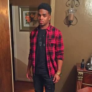 Meet your Posher, Devonte'